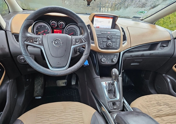 Opel Zafira cena 52000 przebieg: 226000, rok produkcji 2016 z Piława Górna małe 92